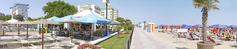 Hotel La Brezza Frontemare Lido di Jesolo Exterior foto